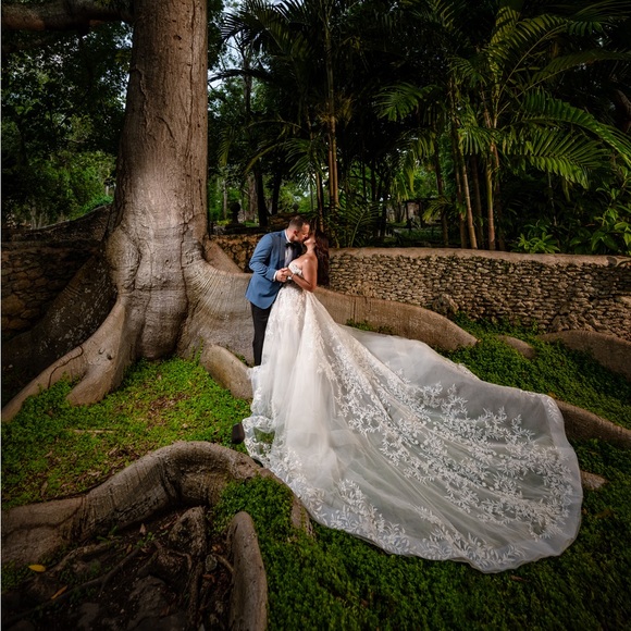 Berta wedding dress - Picture 7 of 7